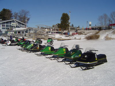 The mid-mount line-up in front of the Thirsty Whale