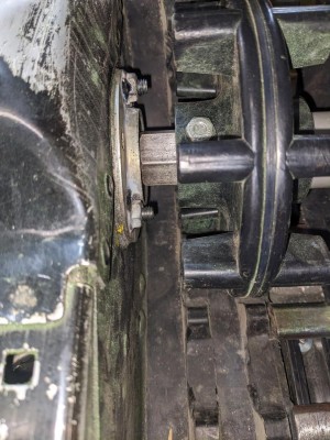 78 CC driveshaft bearing retainer.jpg