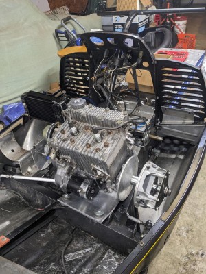 78 CC enine in chassis.jpg