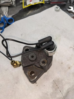 78 CC brake caliper.jpg