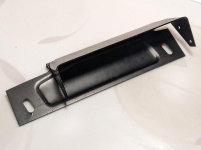 78 CC hood hinge.jpg