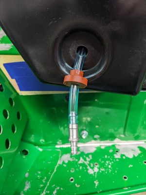 Spitfire gas bung.jpg