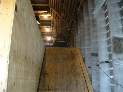 sled pics upstairs 026.JPG