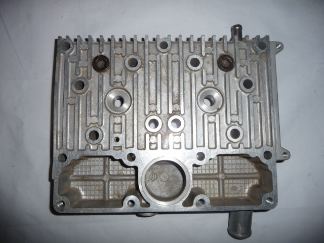 cylinder head.jpg