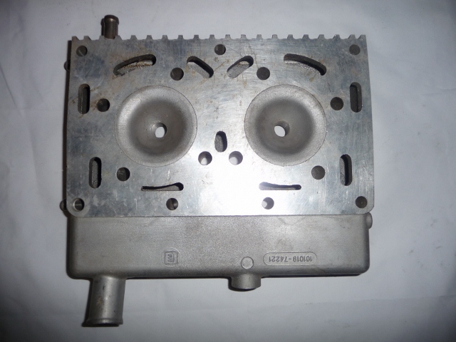 cylinder head 2.jpg