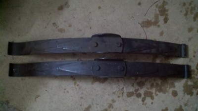 295s leaf springs.jpg