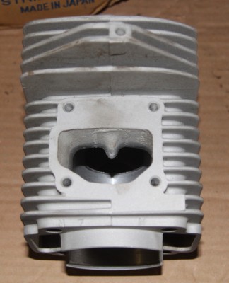 AM68604 Cylinder Head v4.jpg