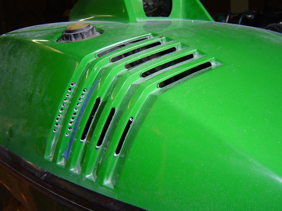 340S repro hood gills 001.JPG