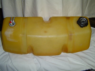 73 gas tank 003.JPG